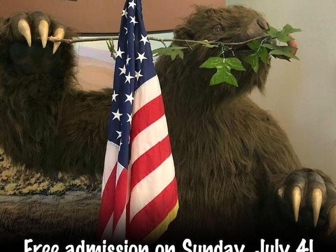 Celebrate Independence Day this year with Clawd and the rest of the gang at VMNH!